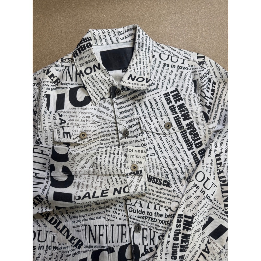 VIE+ RICH PARIS Men's‎ Newspaper Print Denim Jacket XL Black White Graphic. $250